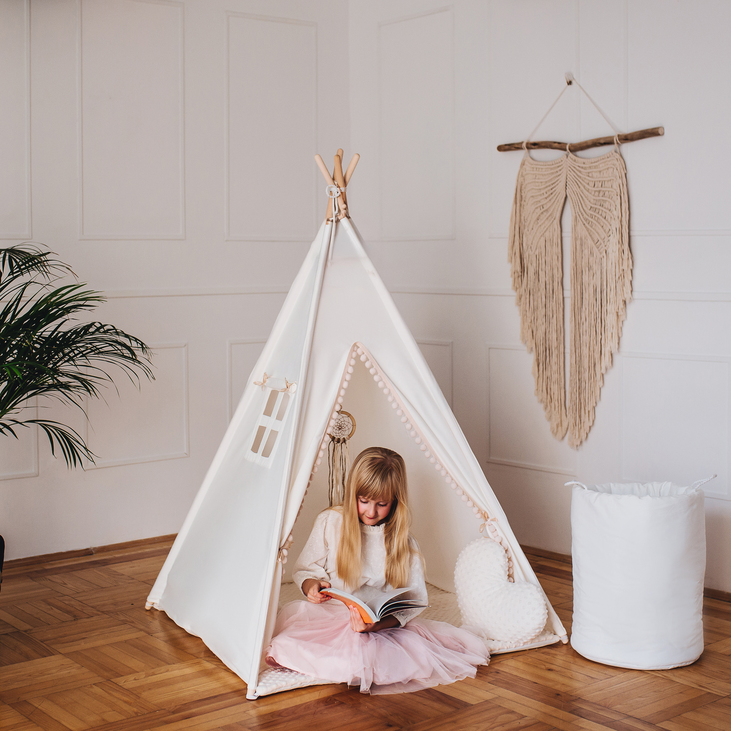 Teepee Wigwam Tent for children cream in BOHO style PREMIUM with double sided cotton/MINKY mat pompoms  3 cushions 110x110x150 cm stabiliser