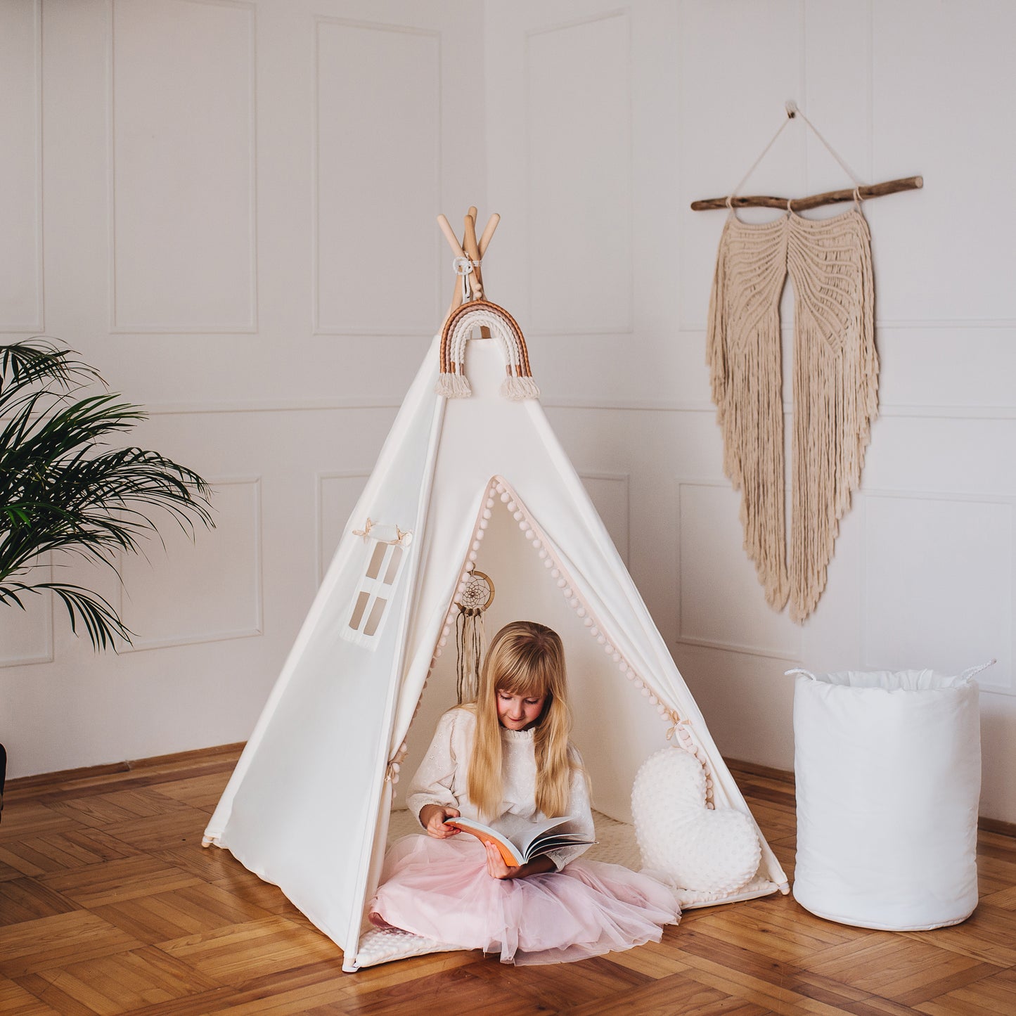 Teepee Wigwam Tent for children cream in BOHO style PREMIUM with double sided cotton/MINKY mat pompoms  3 cushions 110x110x150 cm stabiliser